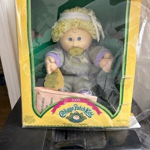 NWT Cabbage Patch Doll with Pacifier and Rare Kitty Track Suit